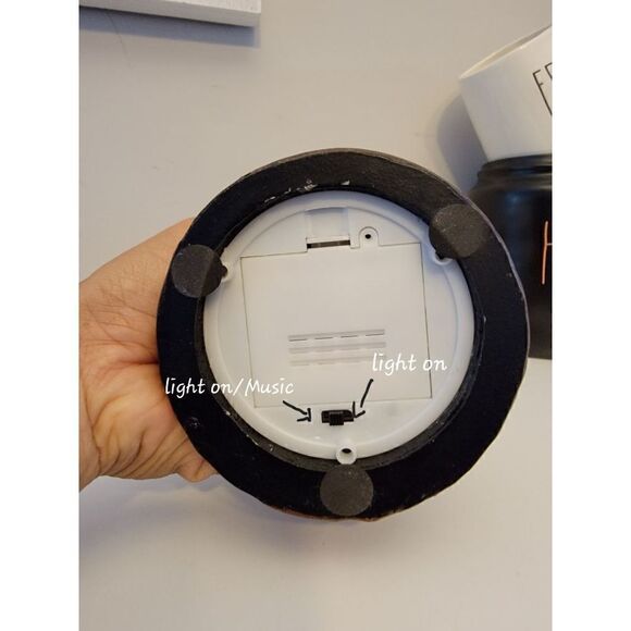 Liushi Retro Music Box Nativity Sculpture Figure 12" - Picture 7 of 7